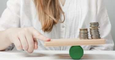 Droomreis, designkeuken of beide? Zo houd je luxe én financiële rust in balans