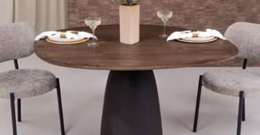 Houten meubels combineren in een modern interieur